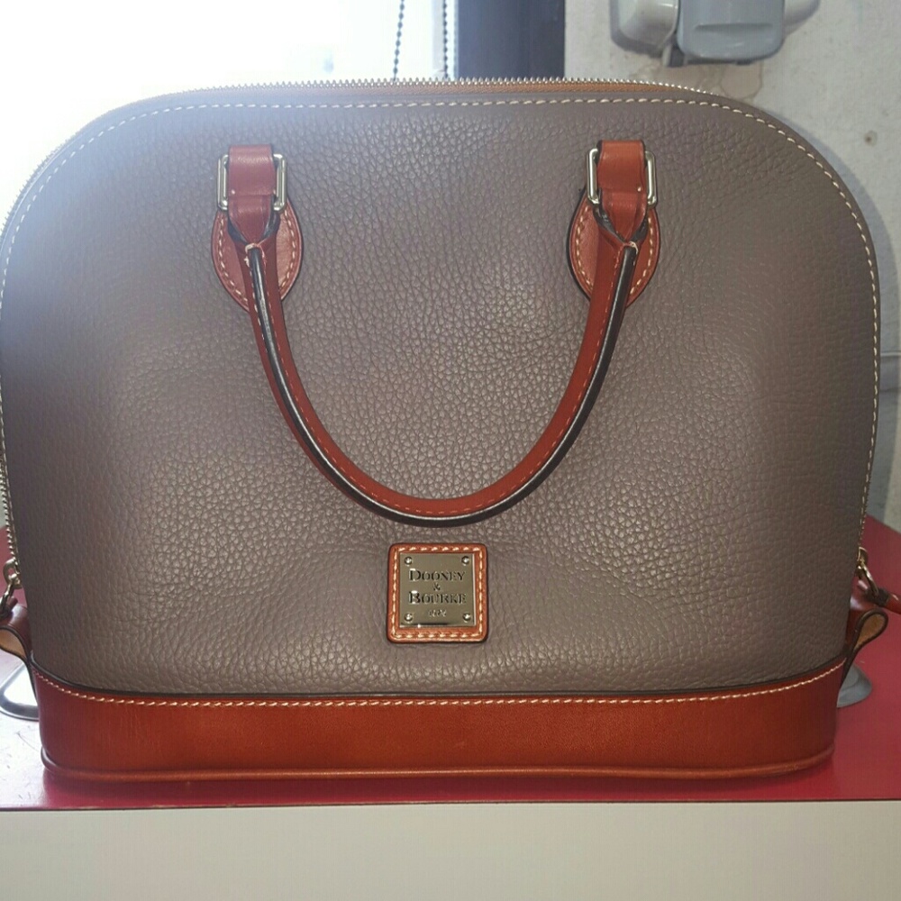 Dooney & Bourke